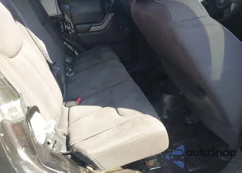 2015 Jeep Wrangler Unlimited Sport из США, поврежденный, VIN 1C4BJWDG0FL710202